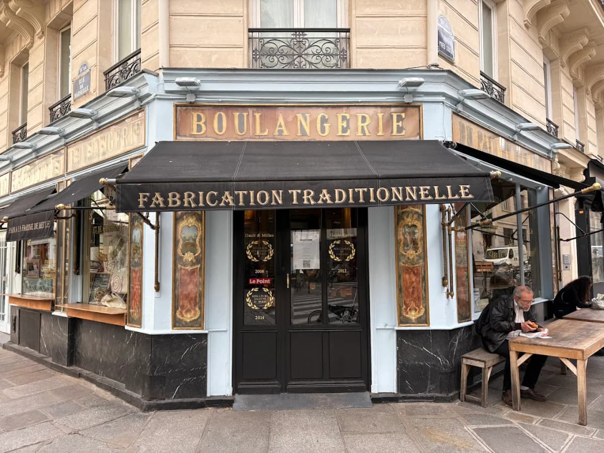 Du Pain et des Idées best bakeries in paris