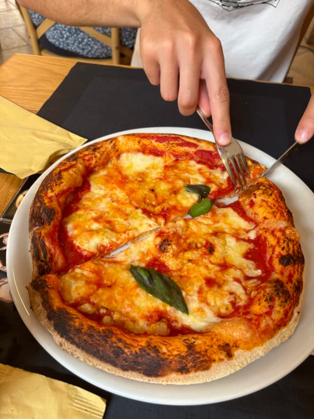 Finding the Best Pizza in Buenos Aires 2026 - Buenos Aires Food Tours