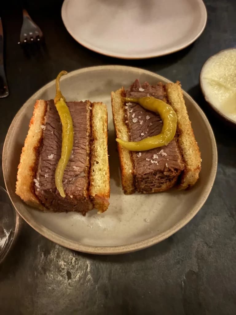 Sándwich de milanesa Wagyu Mengano