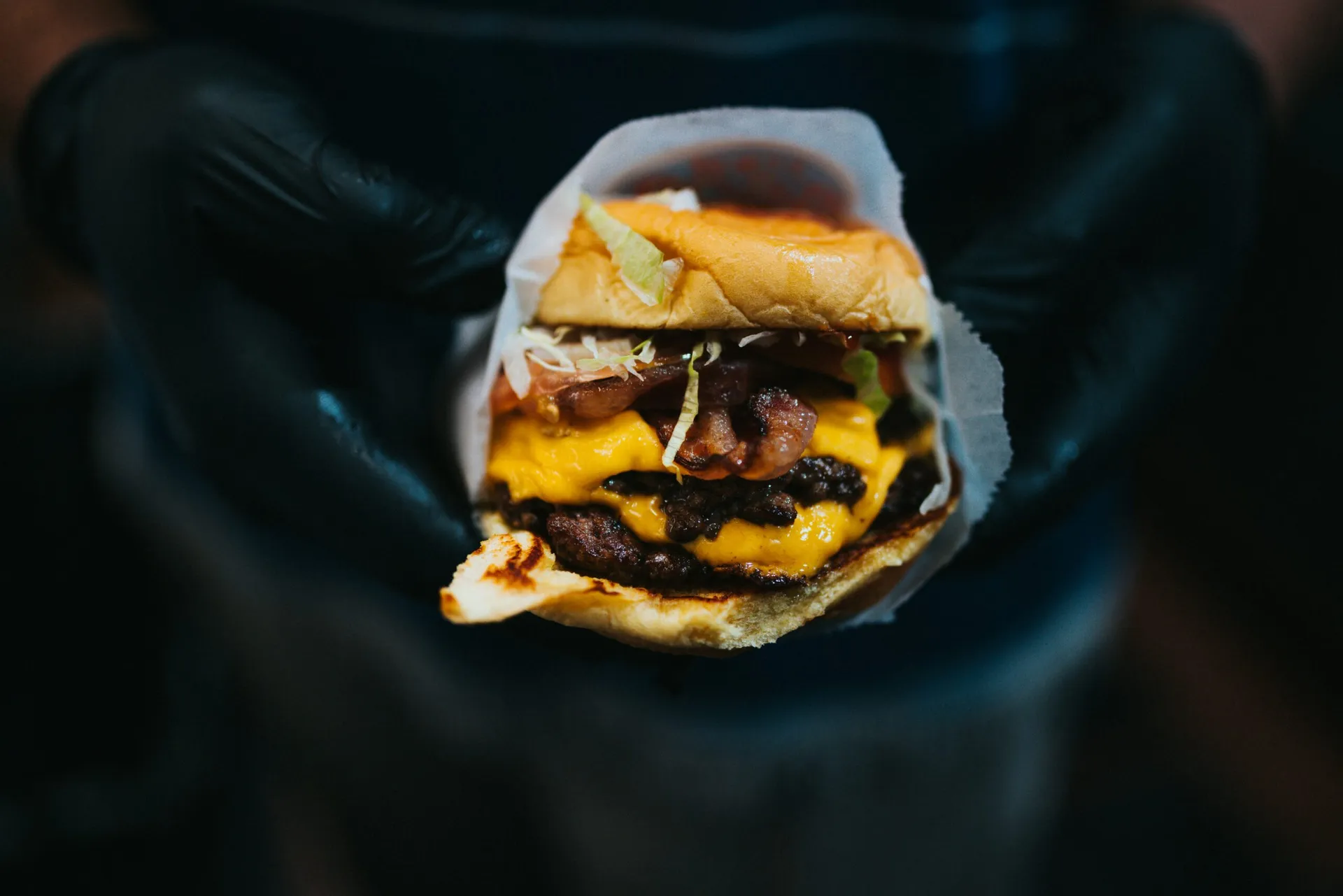 The Best Burgers in London: Where to Find the Perfect Bite