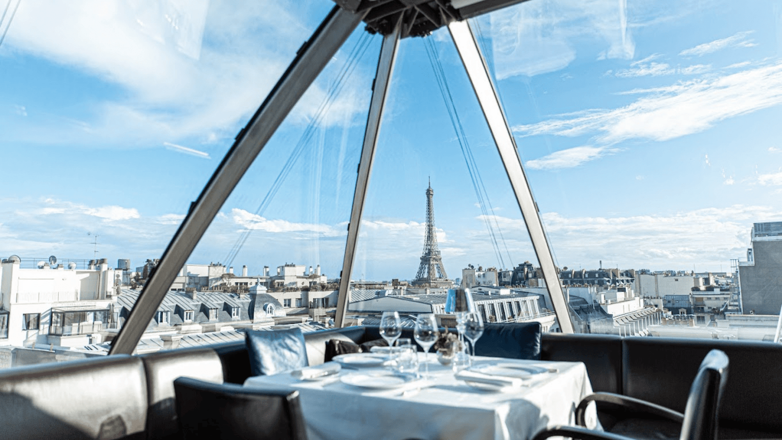 Amazing food, magnificent views of the Eiffel tower