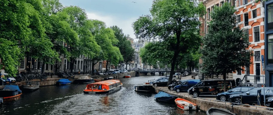 Discover A Secret Food Tour In The Heart Of Amsterdam