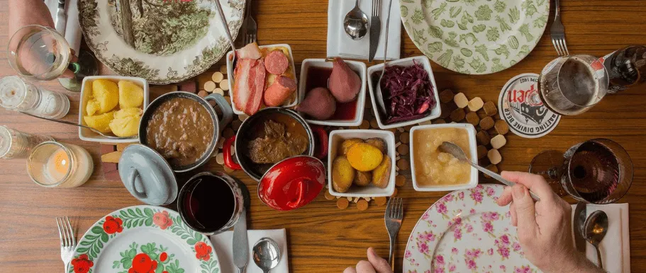 Discover the Top 10 Dutch Restaurants in Amsterdam for Authentic Local Cuisine