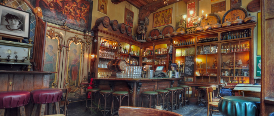 The Best Brown Cafés in Amsterdam: Top Spots for a Cozy Dutch Experience